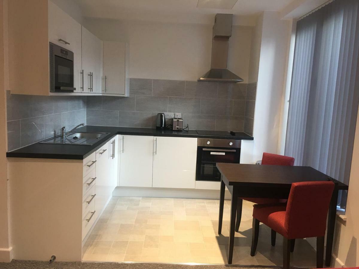 Somerville Apartments London Heathrow Хитроу Экстерьер фото